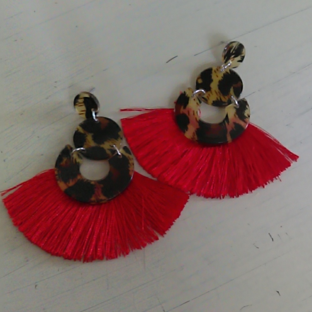 Red fringe earings